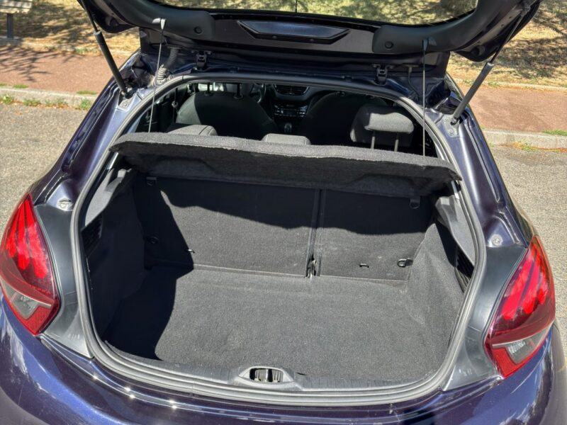 PEUGEOT 208 1.6 BLUE HDI 100 ALLURE 2016