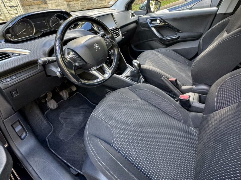PEUGEOT 208 1.6 BLUE HDI 100 ALLURE 2016