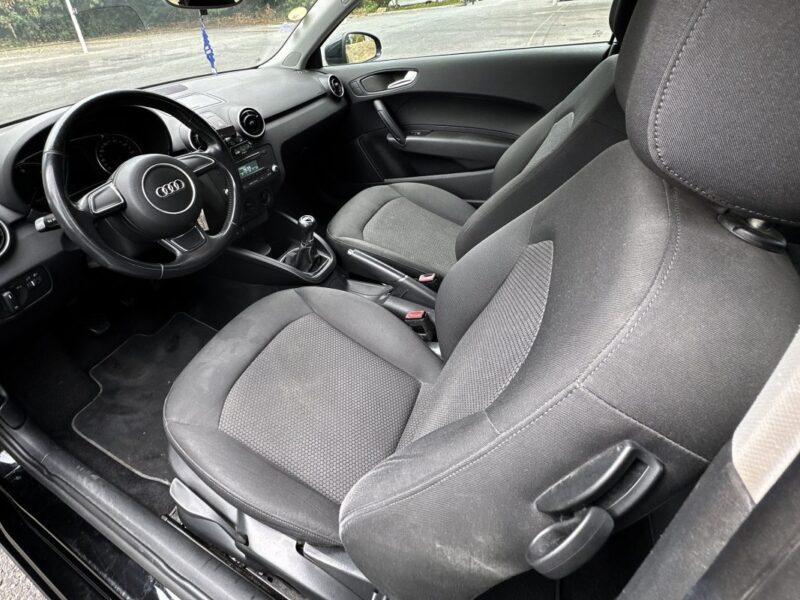 AUDI A1 1.4 TDI 90 Ambiente - CT VIERGE - DISTRIBUTION FAITE 